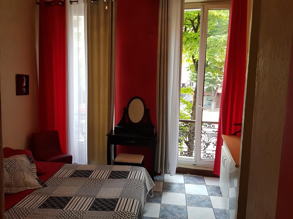 Hotel Des Allees มาร์กเซย ภายนอก รูปภาพ